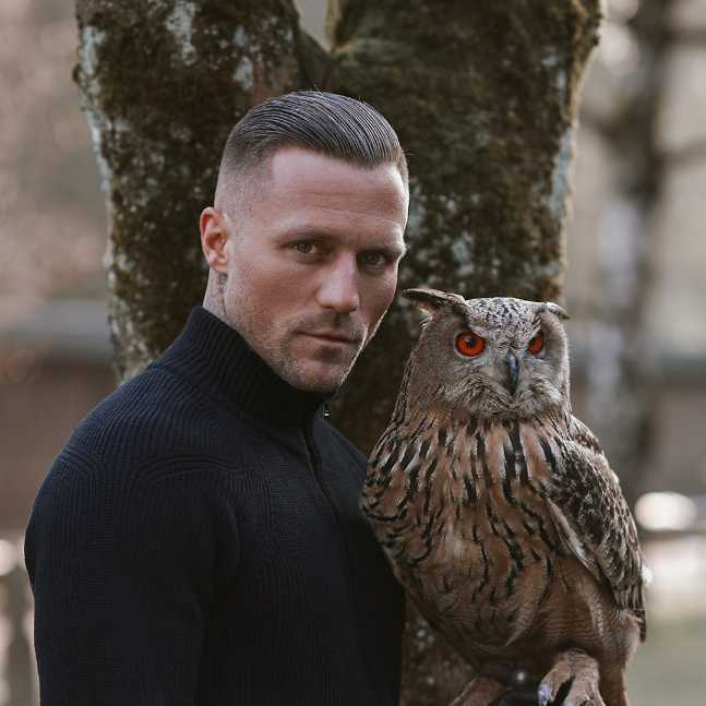 Kontra K Herkunft Eltern